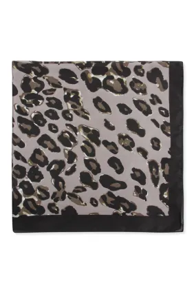 Gray Leopard Pattern Scarf