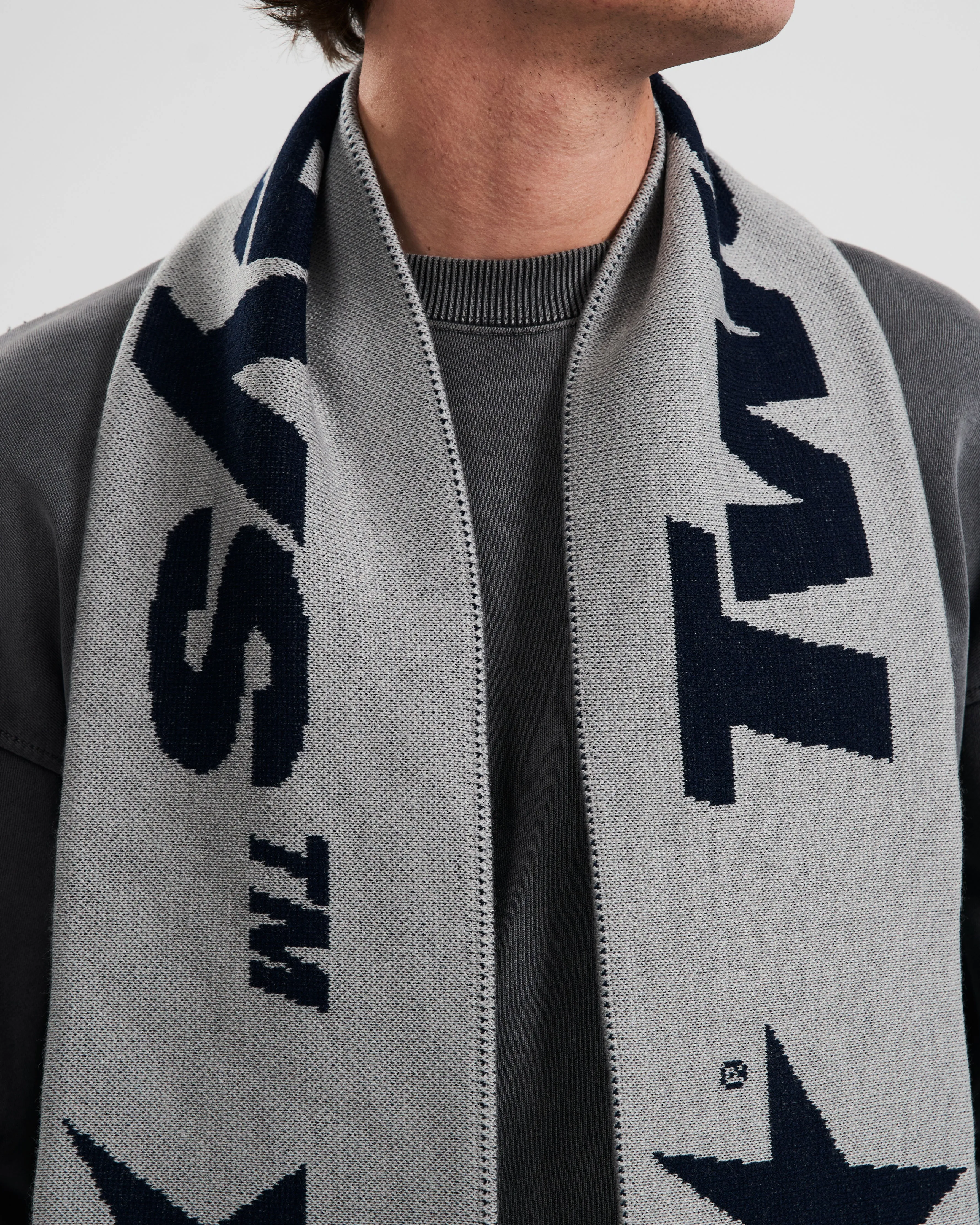 Icon Grey Scarf