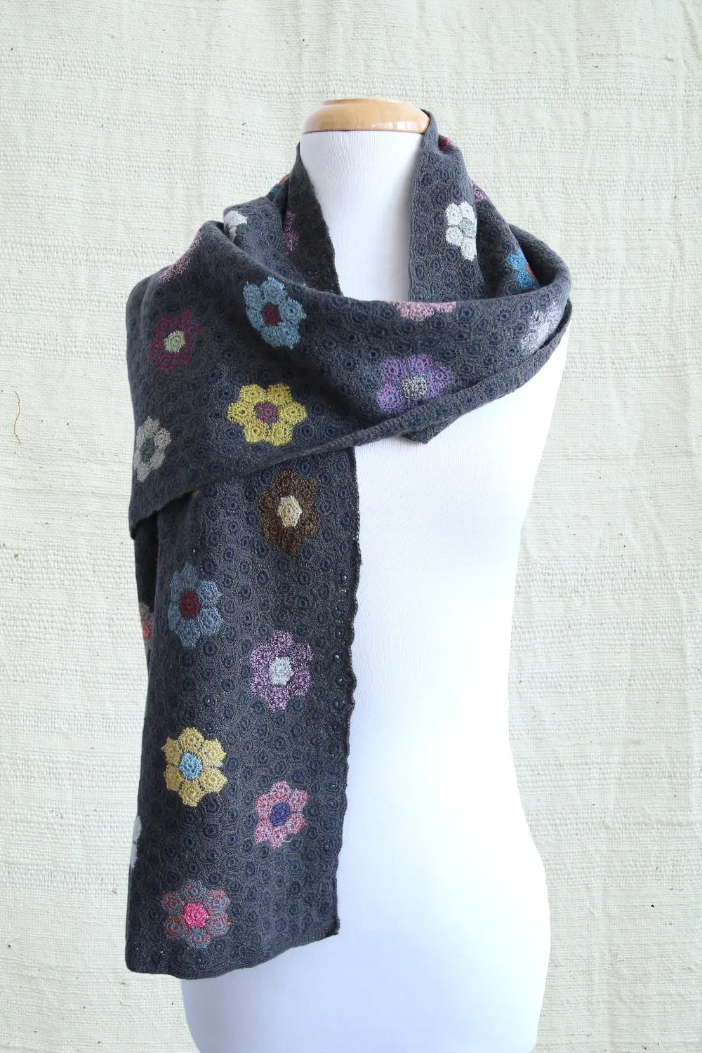 SOPHIE DIGARD LARGE CROCHET SCARF 30 x 135CM